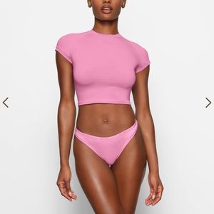 SKIMS Vintage Cropped T-Shirt Bubblegum Pink
